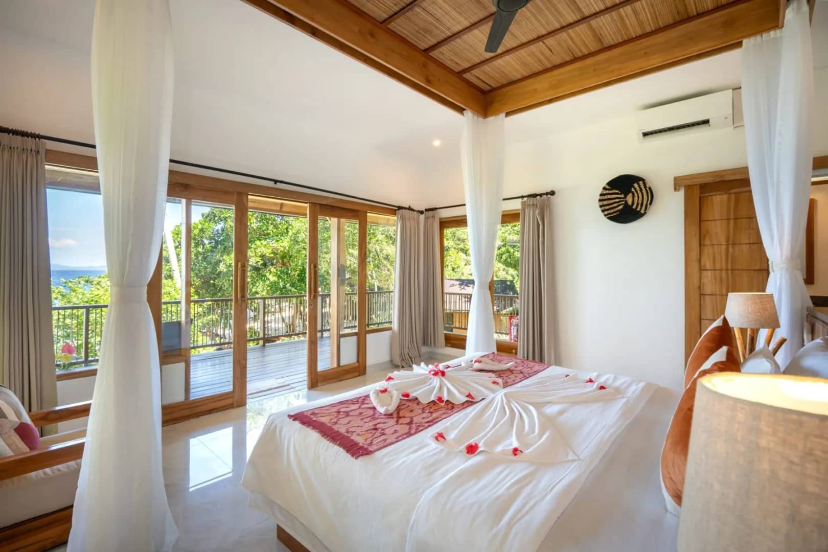 Premium Ocean Front Cottage - image