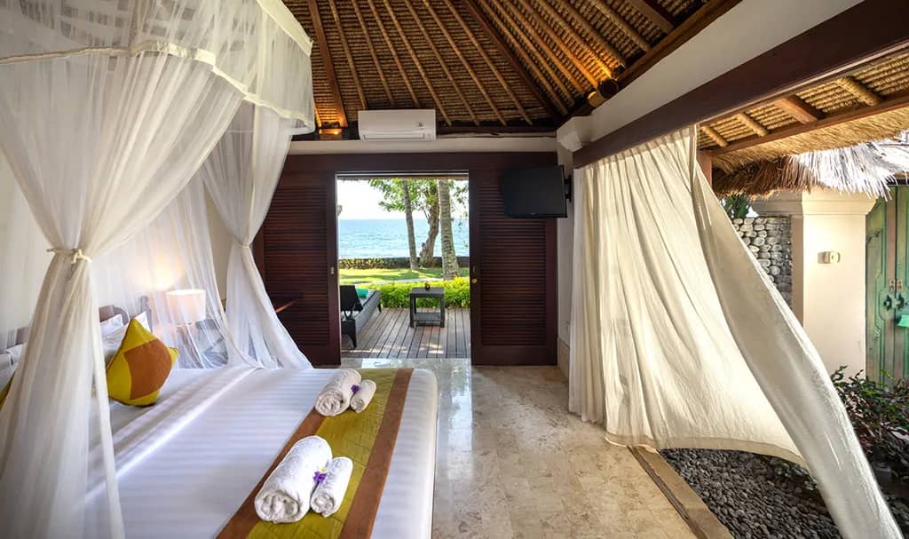 Ocean View Courtyard Villa - image