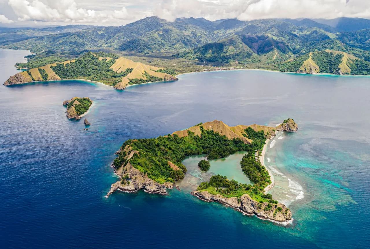 Tompotika Dive Lodge