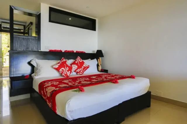 Garden Island Resort Special October 2025