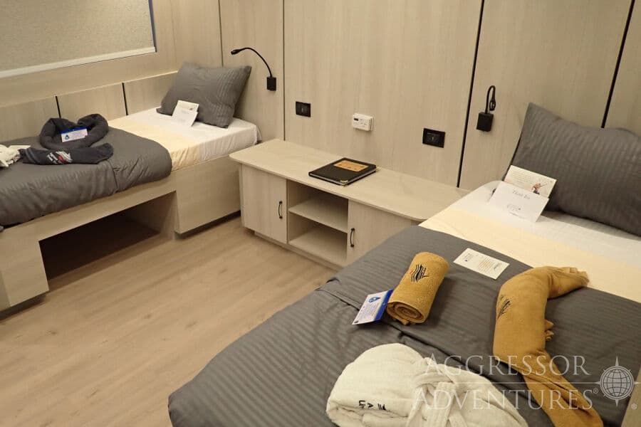 Deluxe - various decks - image