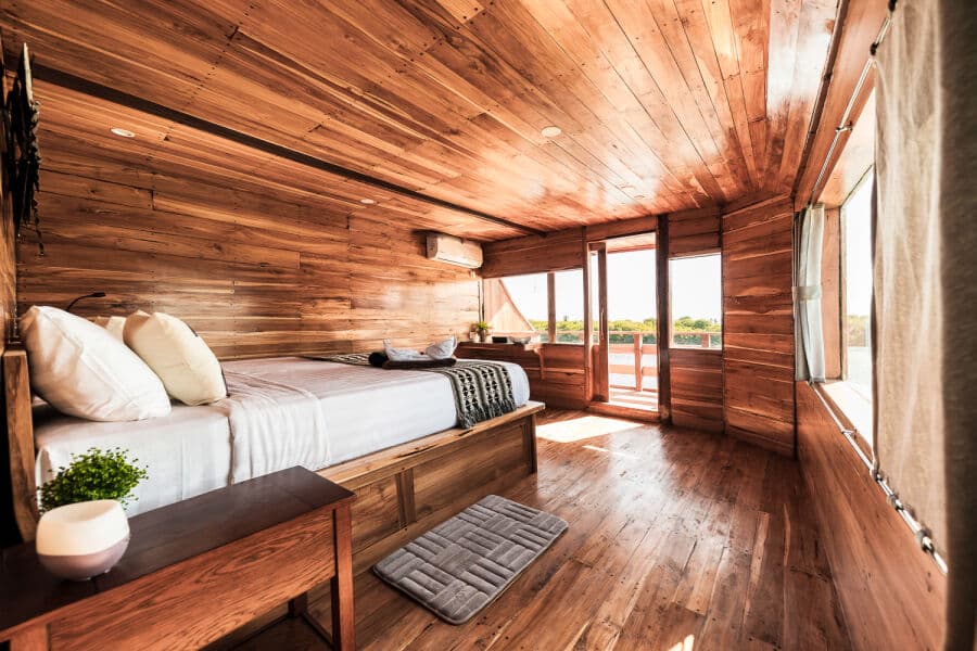 Balcony Suite Upper Deck - image