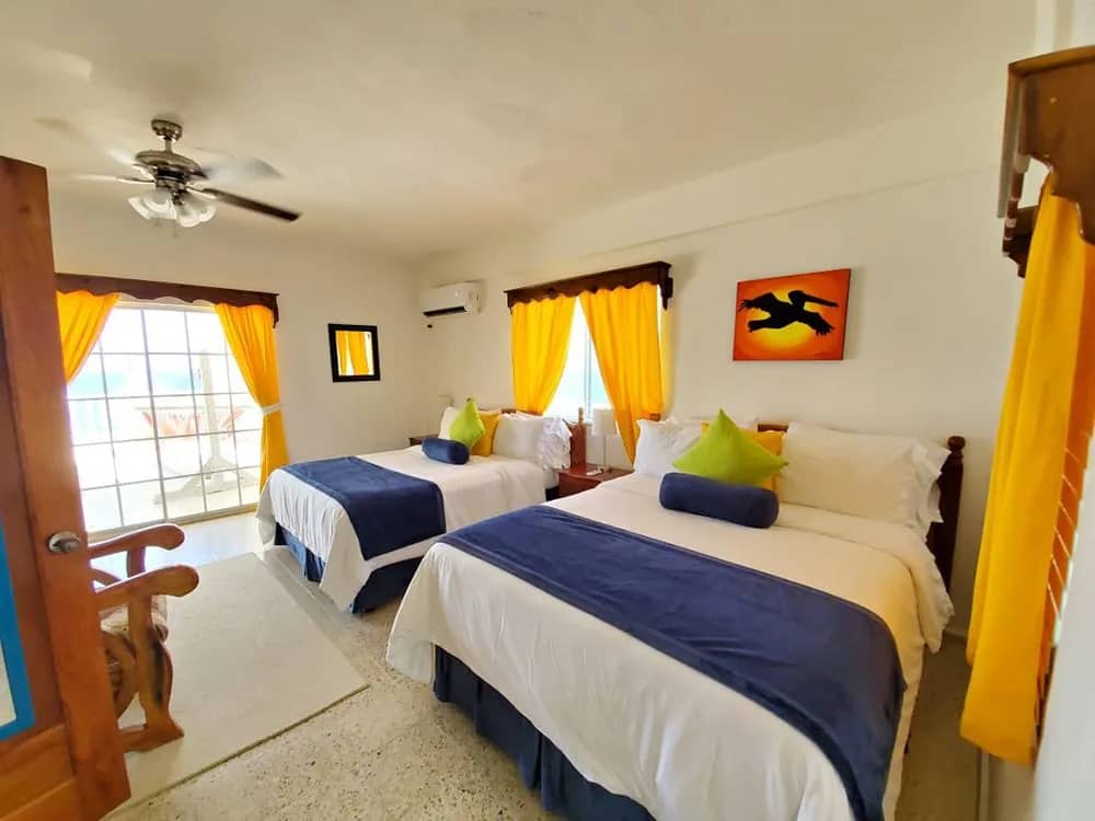 Oceanfront Room Queen - image Oceanfront Room Queen - image