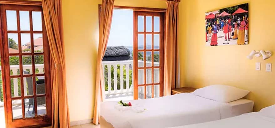 Studio Apartment - image Studio Apartment - image