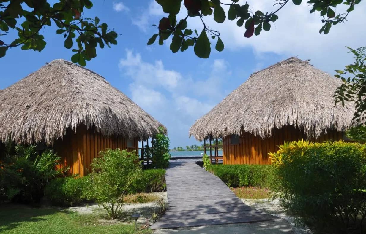 Tropical Garden Cabana - image Tropical Garden Cabana - image