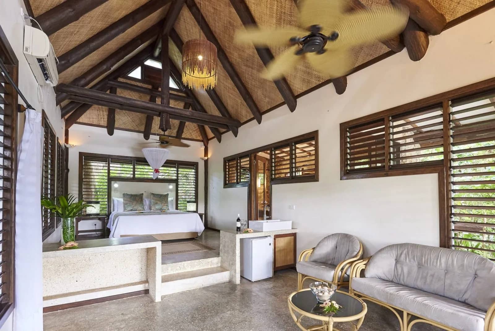 Blue Lagoon Bure One - image Blue Lagoon Bure One - image