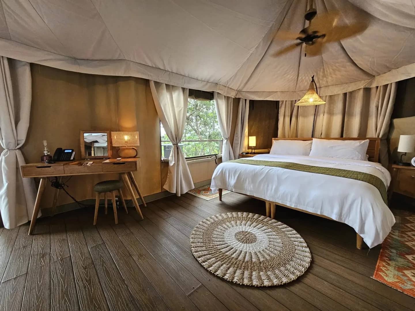 Luxury Tent - image Luxury Tent - image