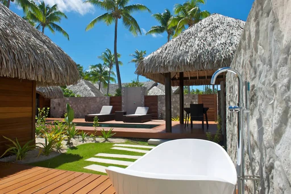 Junior Suite with Pool - image Junior Suite with Pool - image