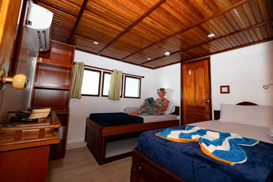 Twin Upper Deck - image Twin Upper Deck - image