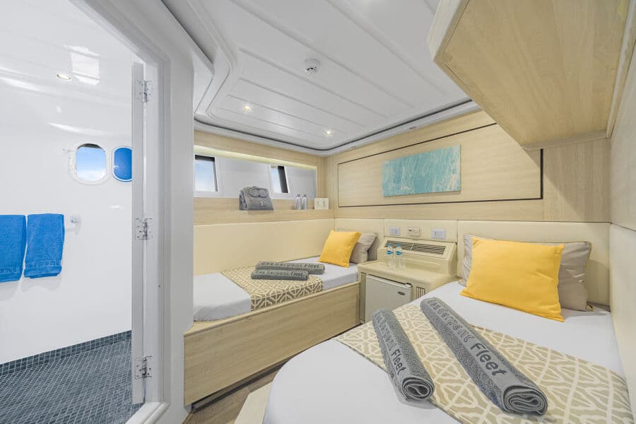 Standard Twin Lower Deck - image Standard Twin Lower Deck - image