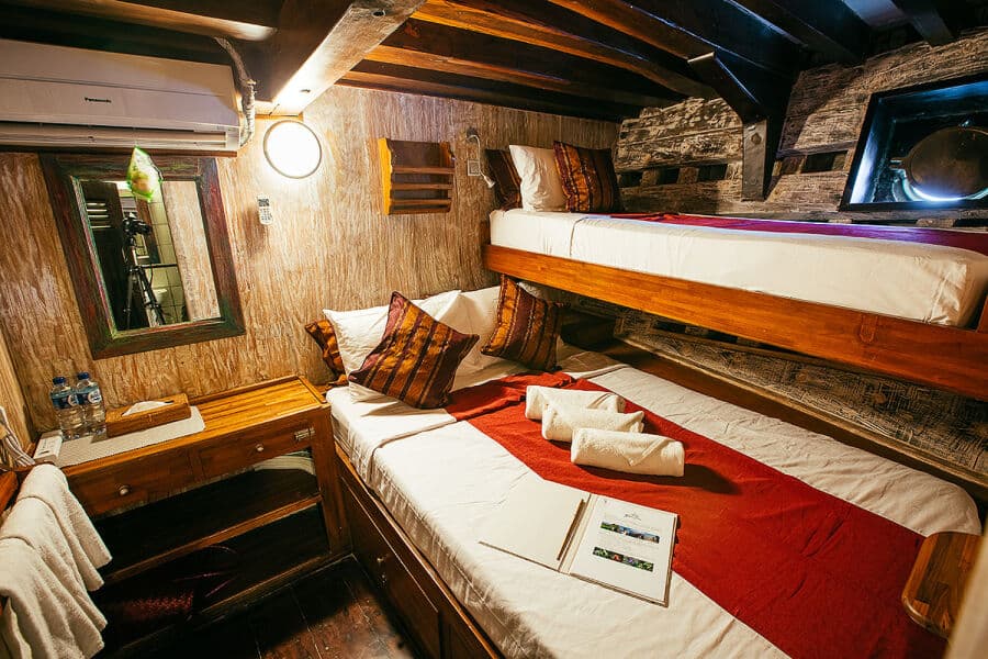 Double / Twin Cabin 3 & 4 Lower Deck - image Double / Twin Cabin 3 & 4 Lower Deck - image