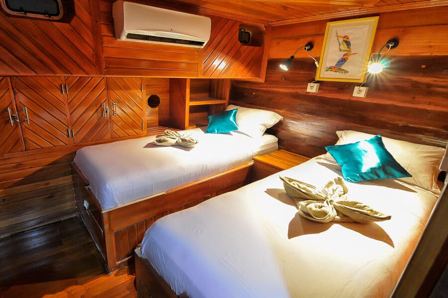 Twin Lower Deck - image Twin Lower Deck - image